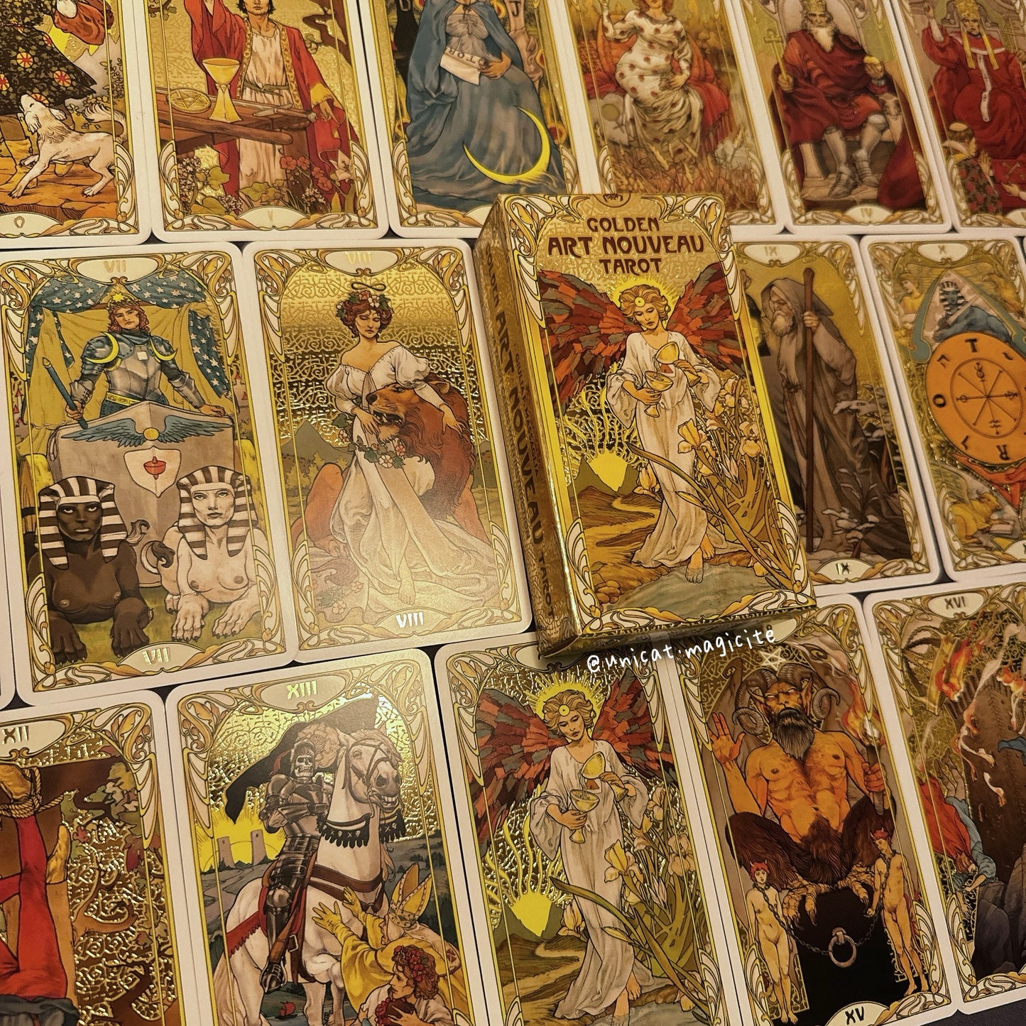 Golden Art Nouveau Tarot